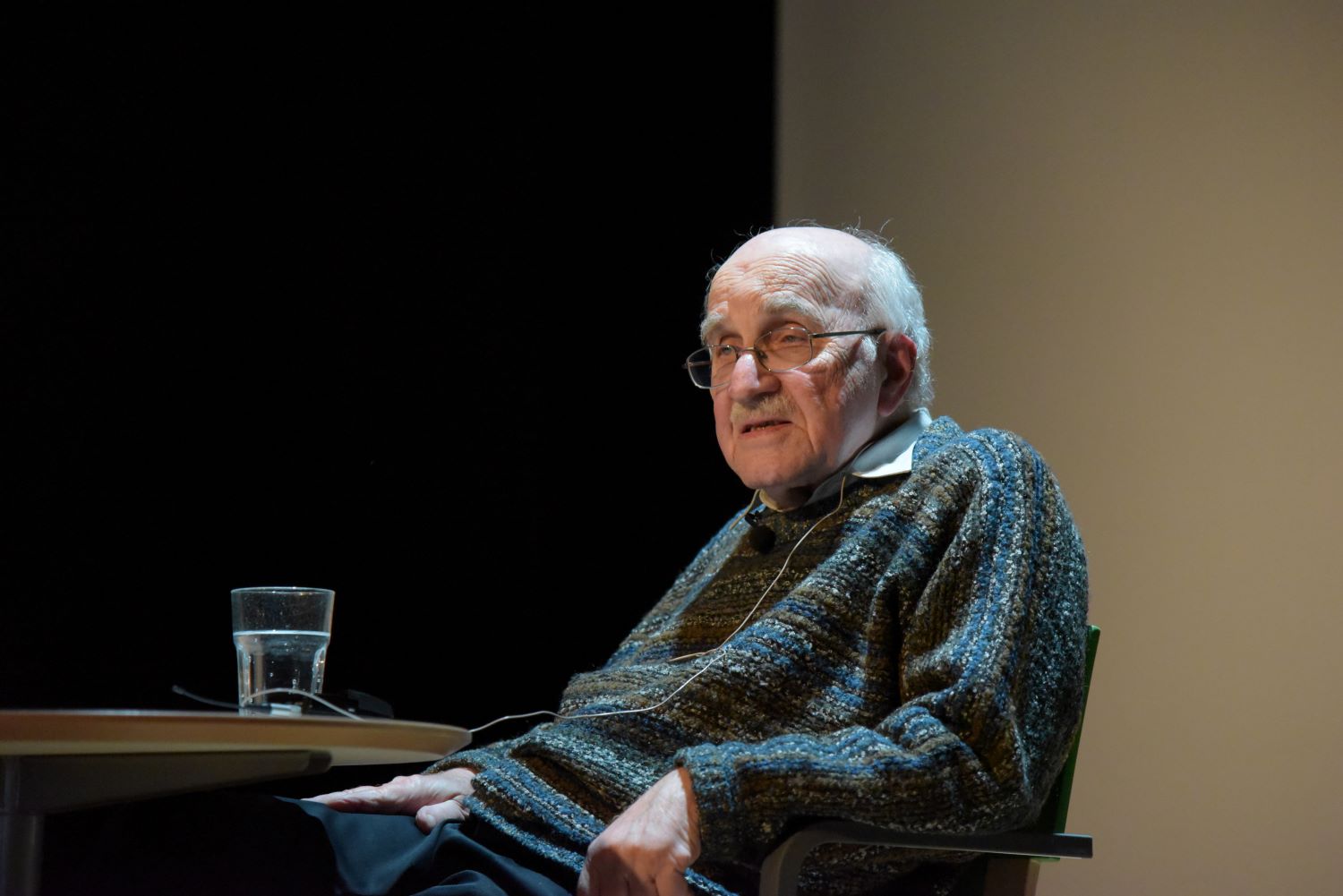Der Holocaust-Überlebende Egon Holländer an der KSW