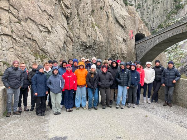 Gruppe bei der Teufelsbrücke